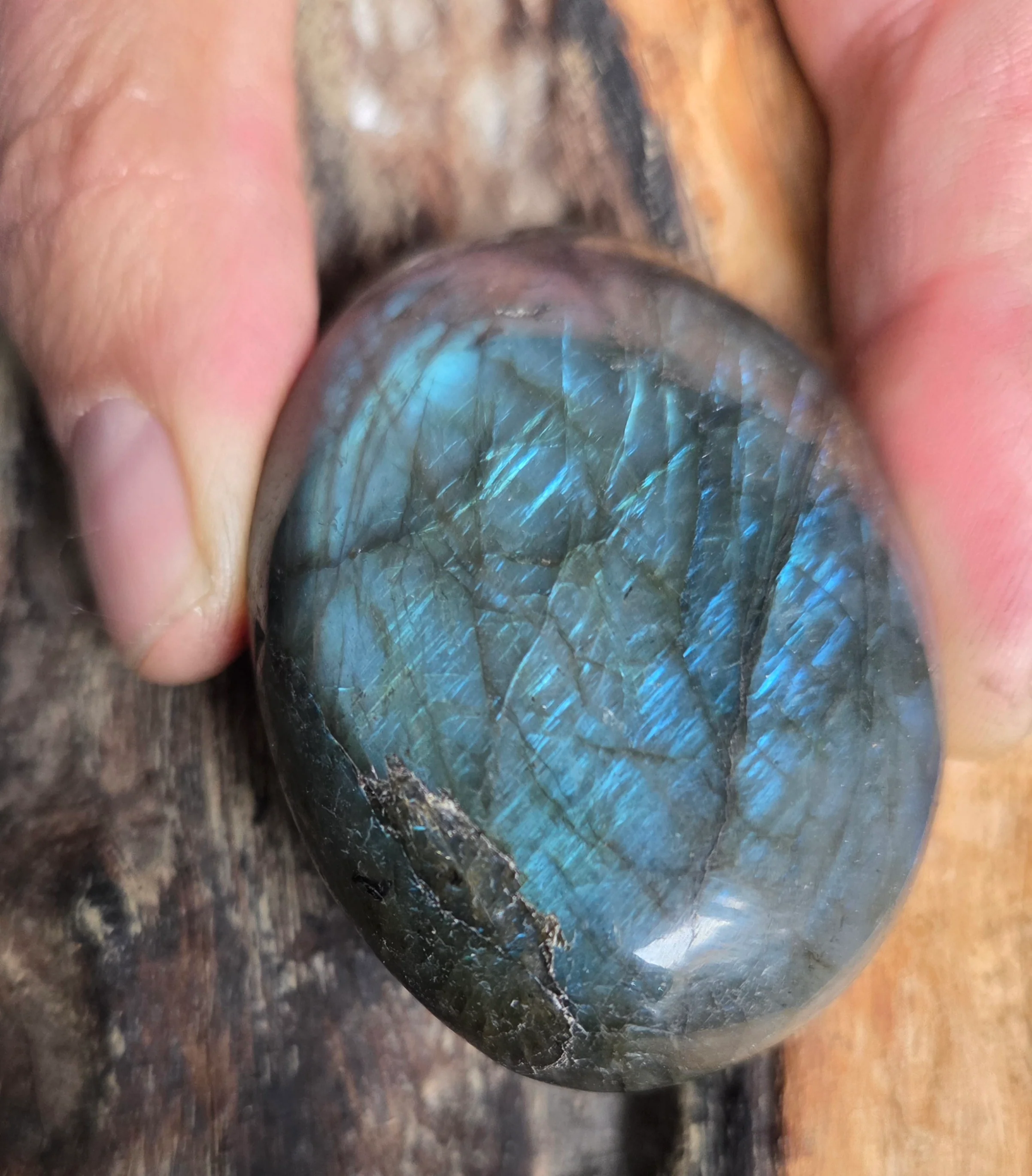 Labradorite Palm Stones - Large Size - Image 3