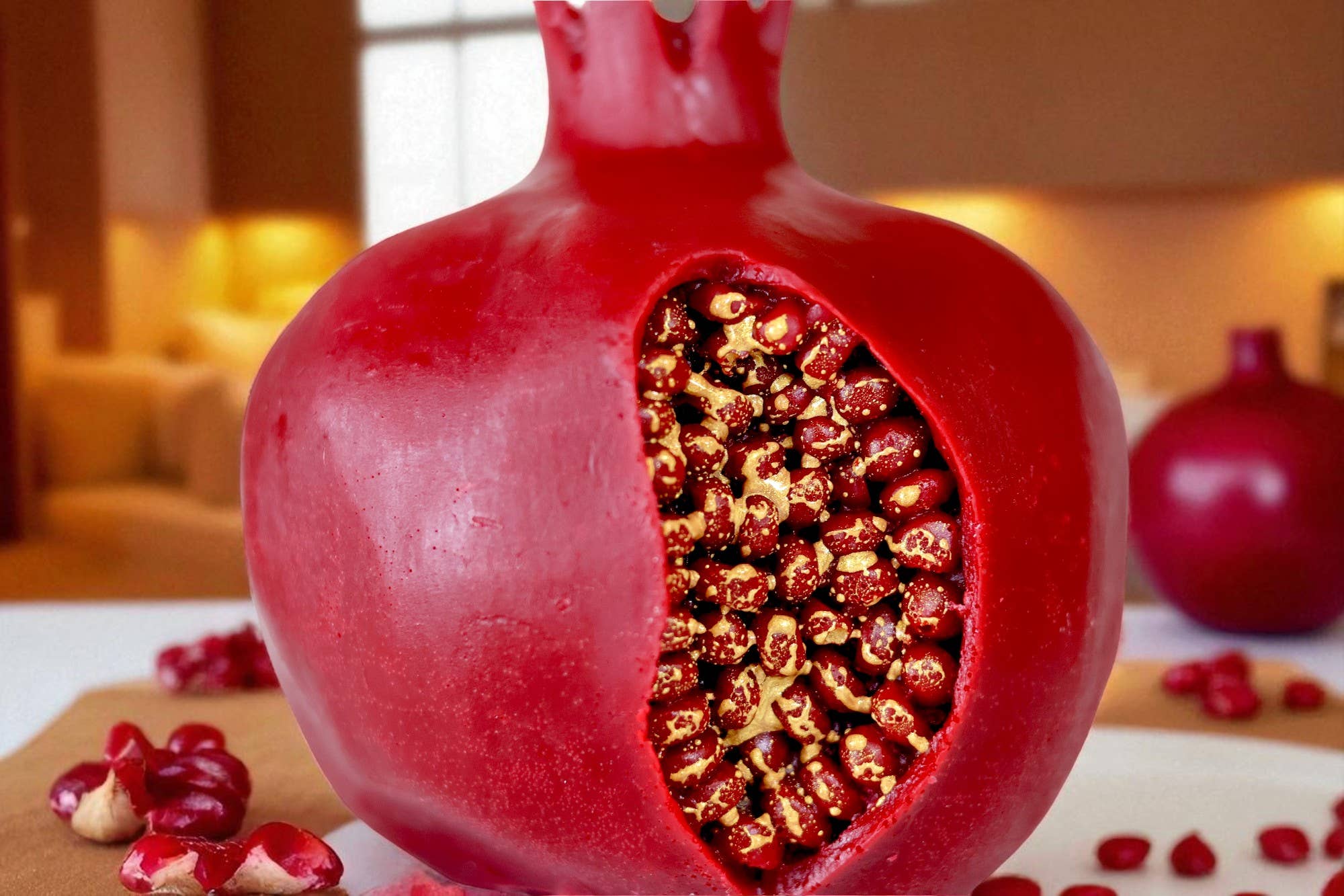 Pomegranate Candle with Golden Seeds 3.5x3in - Image 4